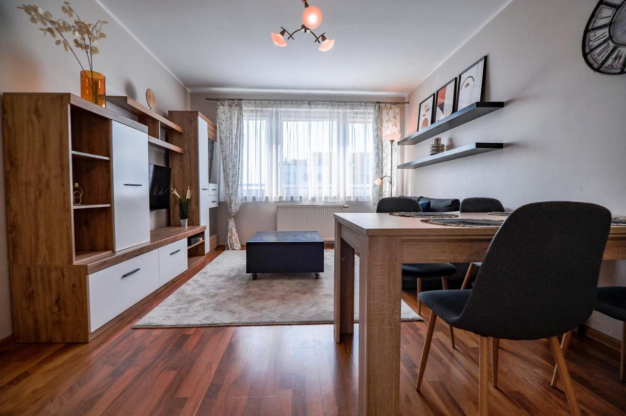 Citystay Nadmorski Apartament Marina Primore Karawela Danzica Esterno foto